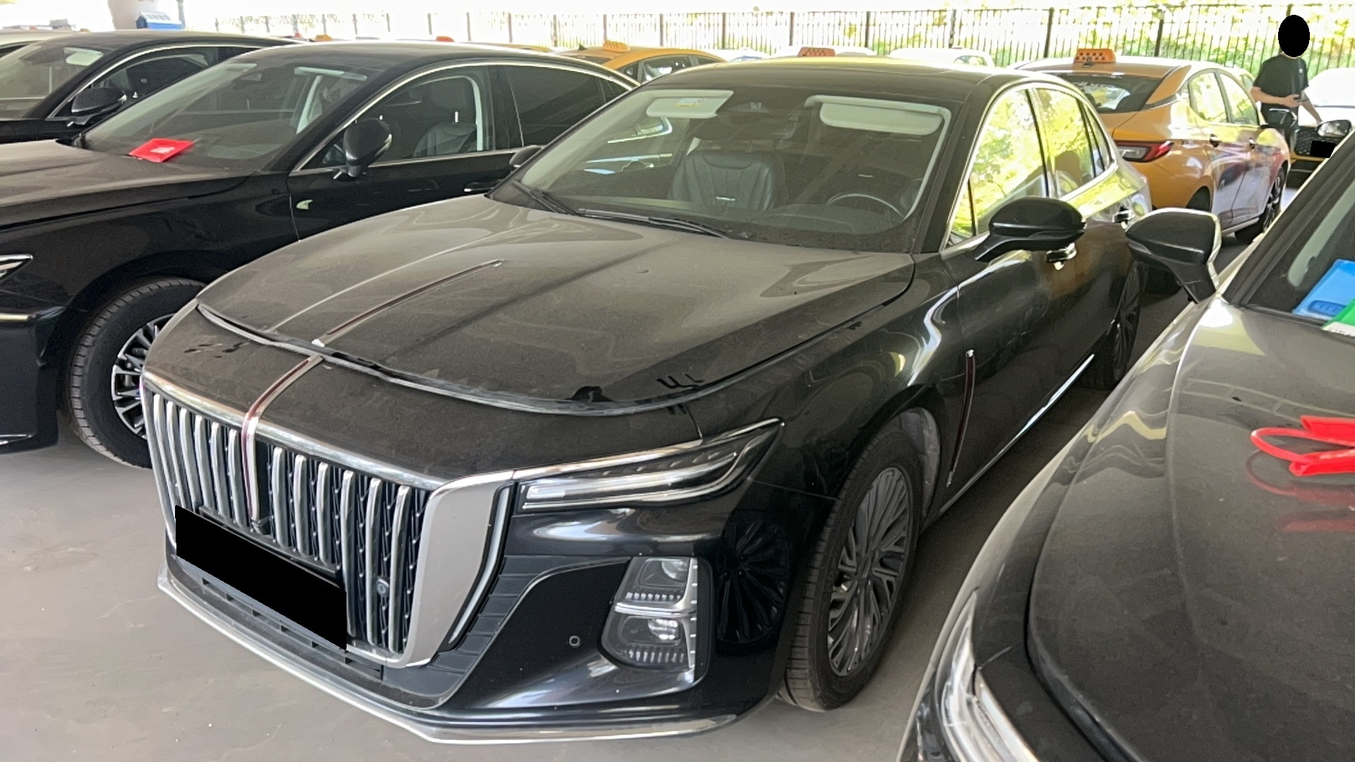 Hongqi H5 2.0 AT (218 л.с.)