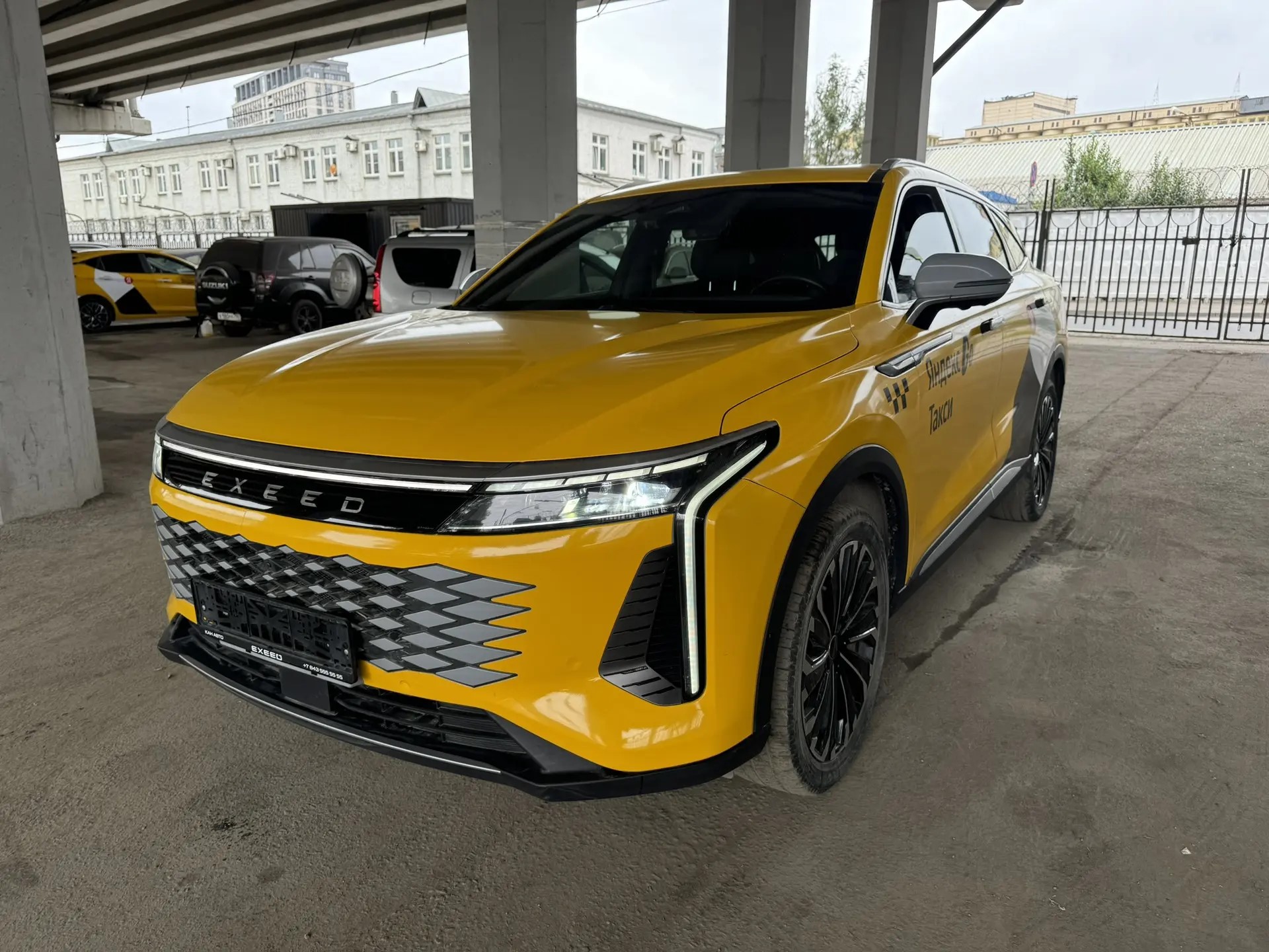 EXEED RX 2.0 T-GDI 4WD DCT (249 л.с.)