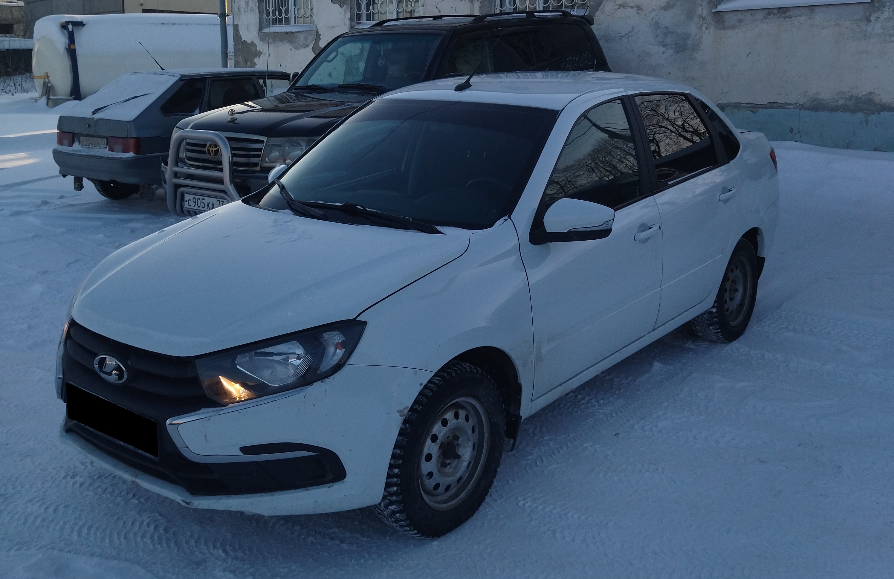 ВАЗ (LADA) Granta 1.6 MT (106 л.с.)