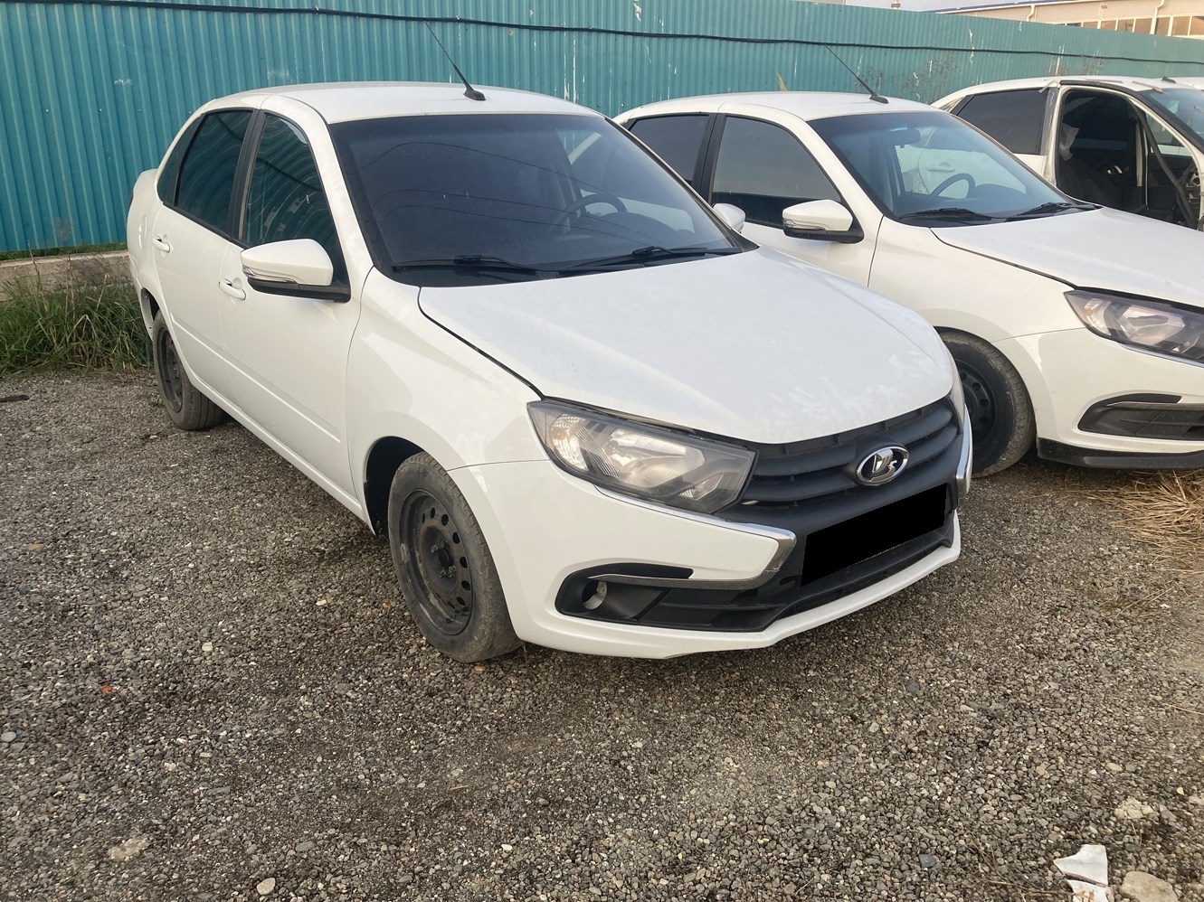 ВАЗ (LADA) Granta 1.6 MT (90 л.с.)