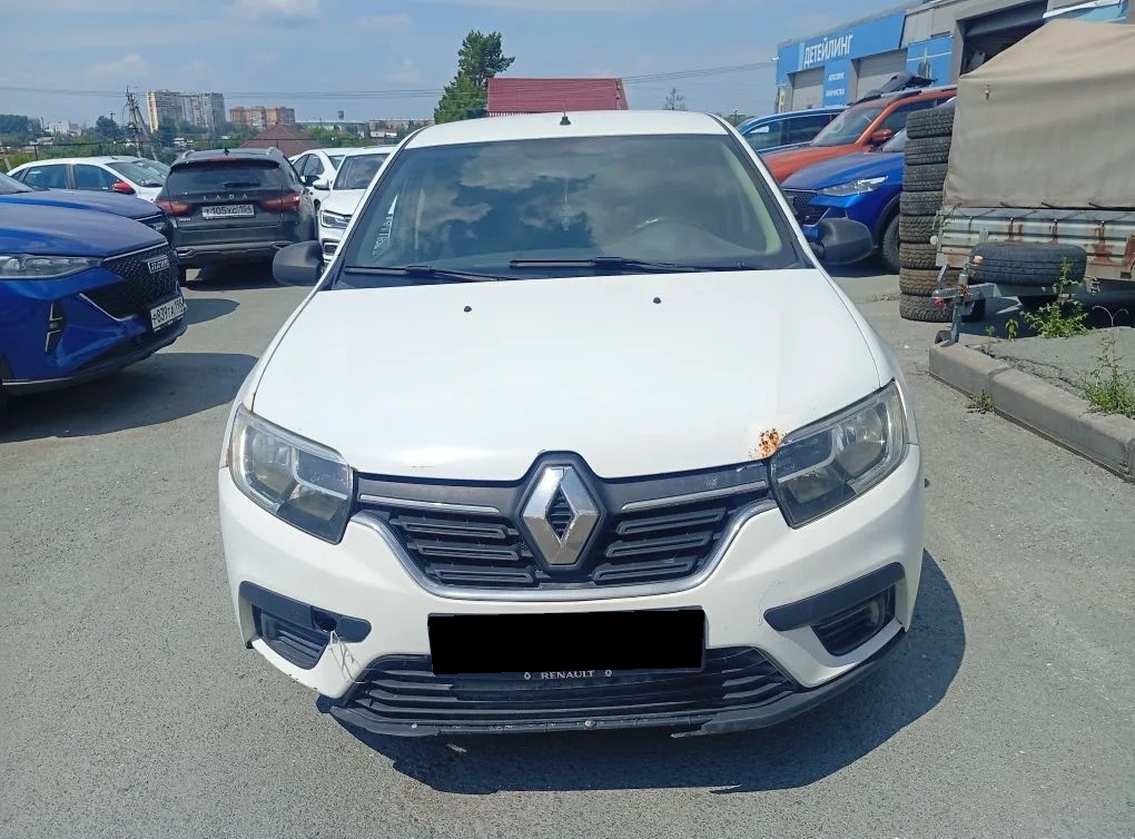 Renault Logan 1.6 MT (82 л.с.)
