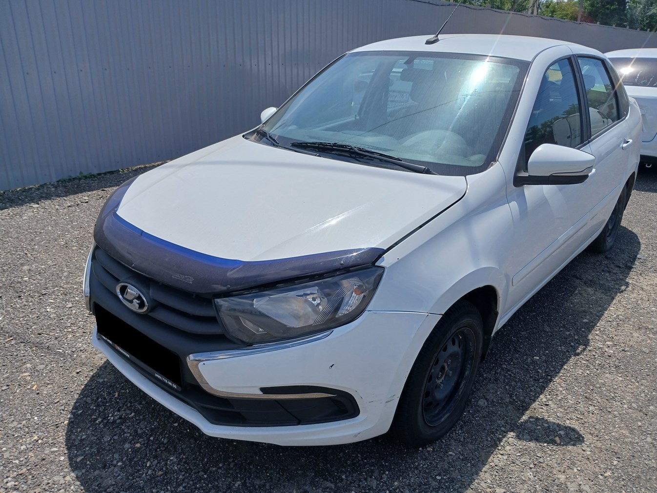 ВАЗ (LADA) Granta 1.6 MT (90 л.с.)