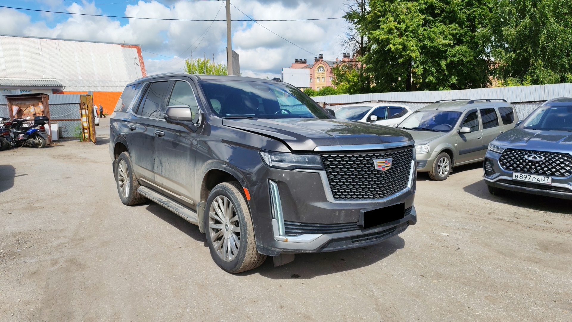 Cadillac Escalade 6.2 4WD AT (416 л.с.)