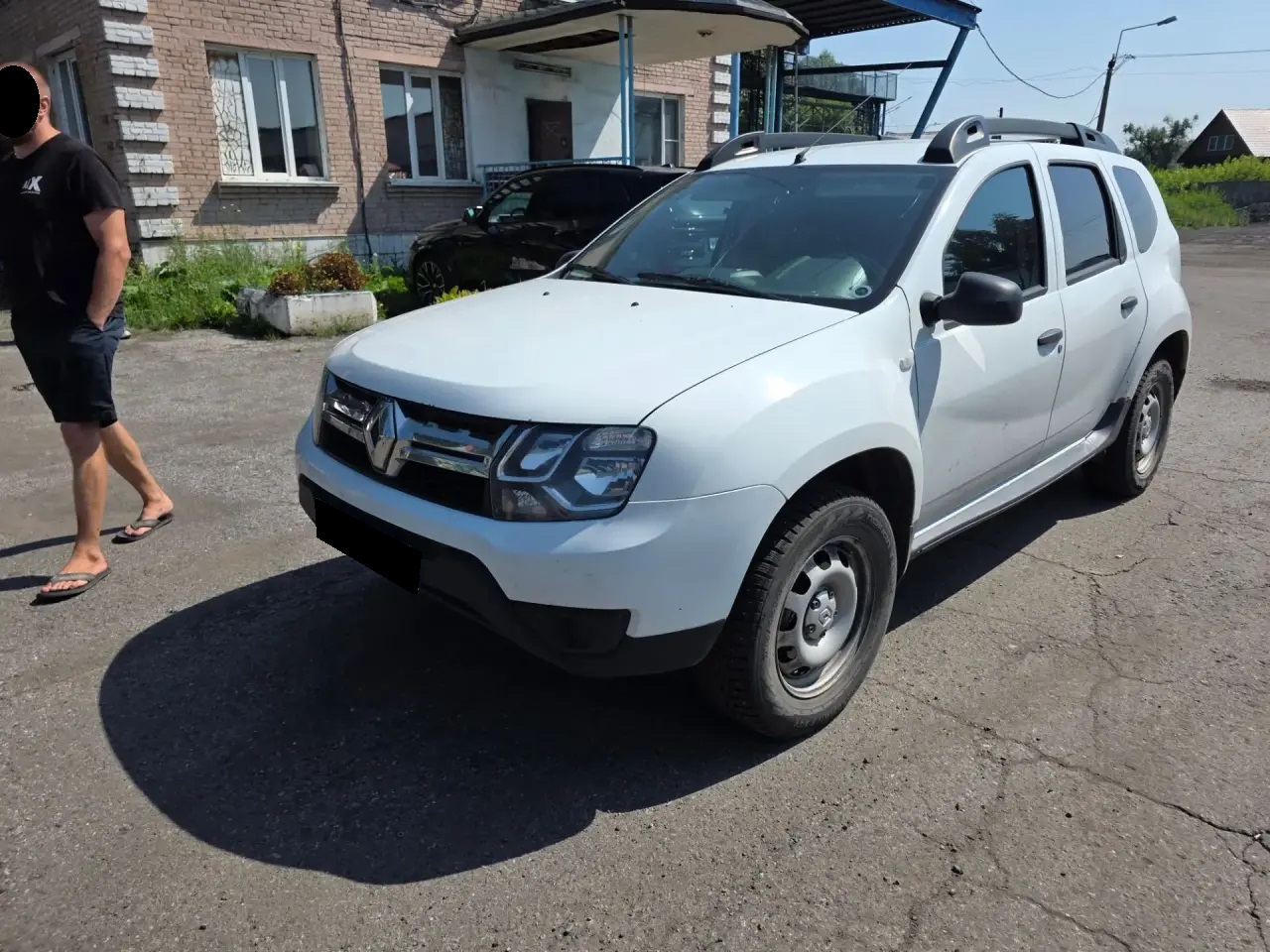 Renault Duster 2.0 4WD AT (143 л.с.)