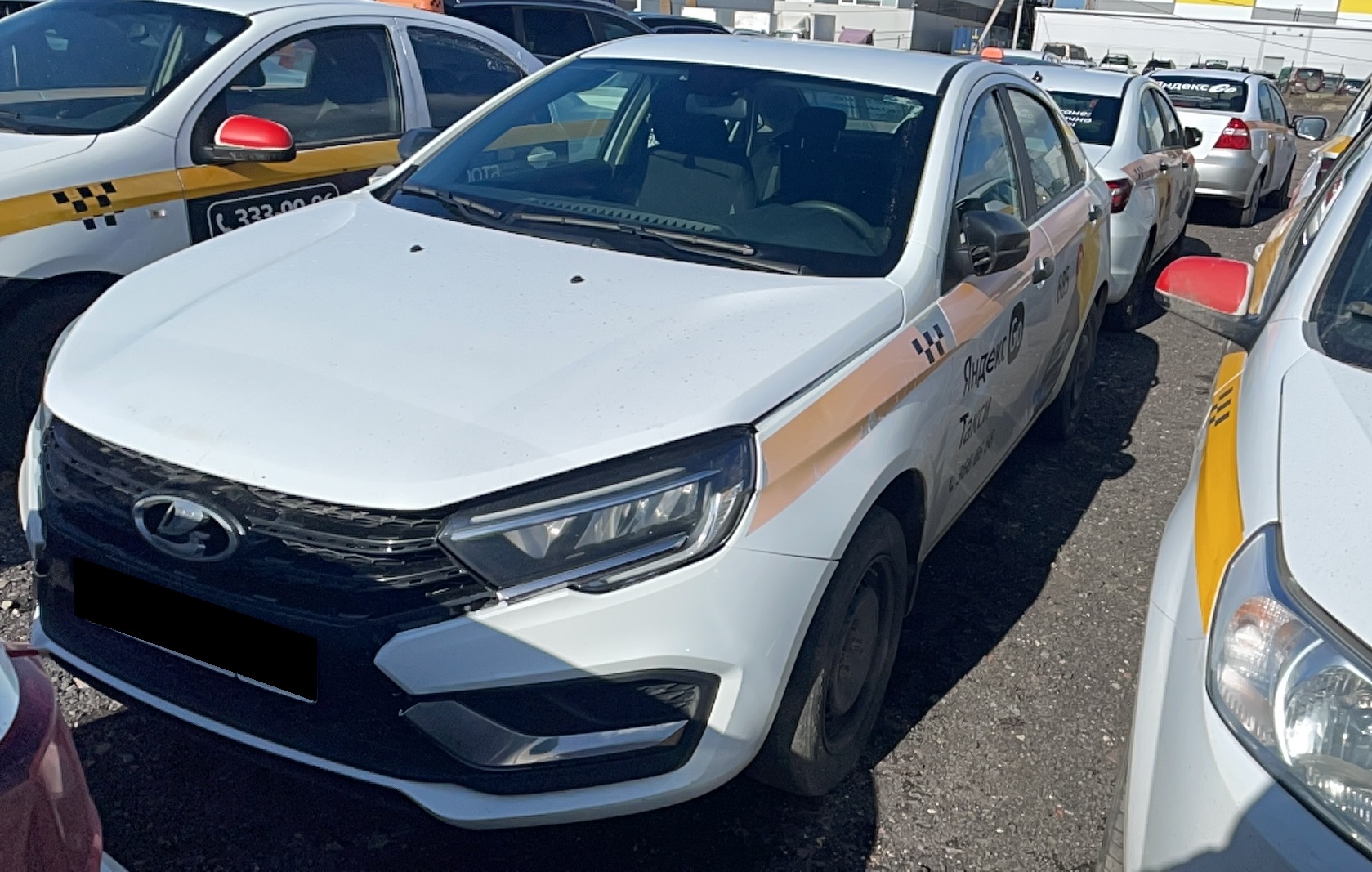 ВАЗ (LADA) Vesta 1.6 MT (106 л.с.)