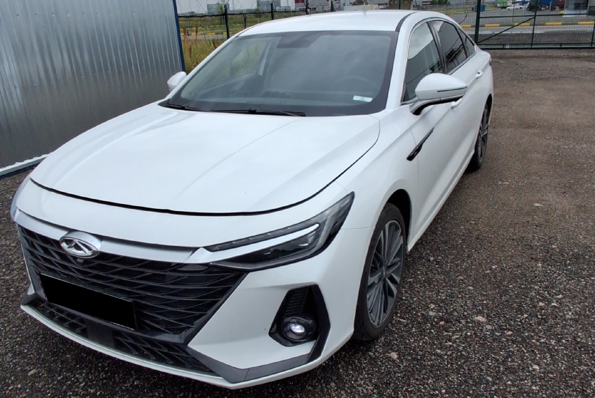Chery Arrizo 8