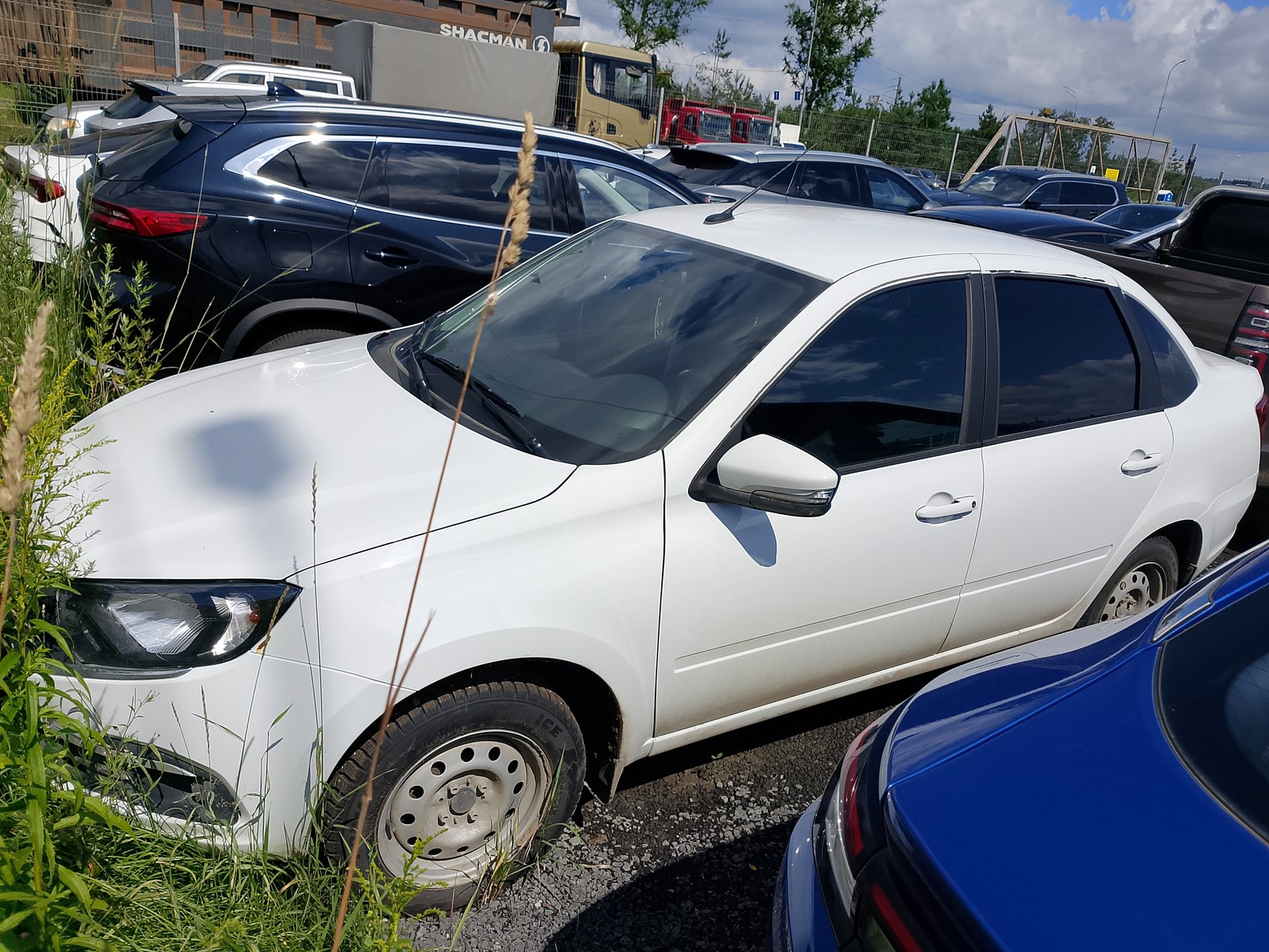 ВАЗ (LADA) Granta 1.6 MT (90 л.с.)