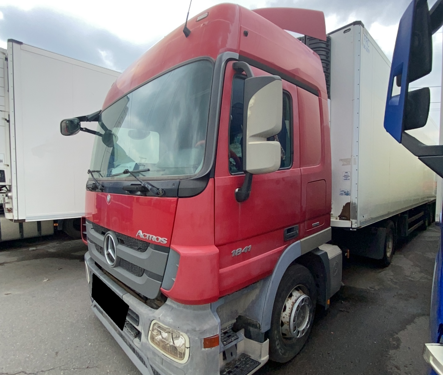 Тягач седельный Mercedes-Benz Actros (1841LS)