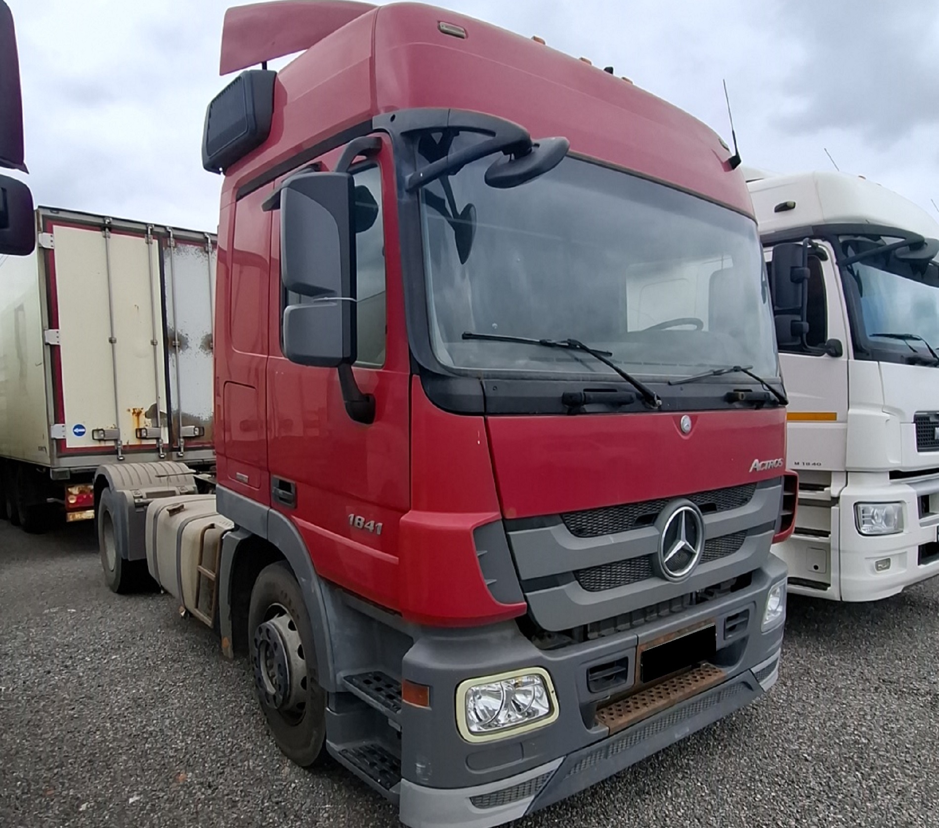 Тягач седельный Mercedes-Benz Actros (1841LS)