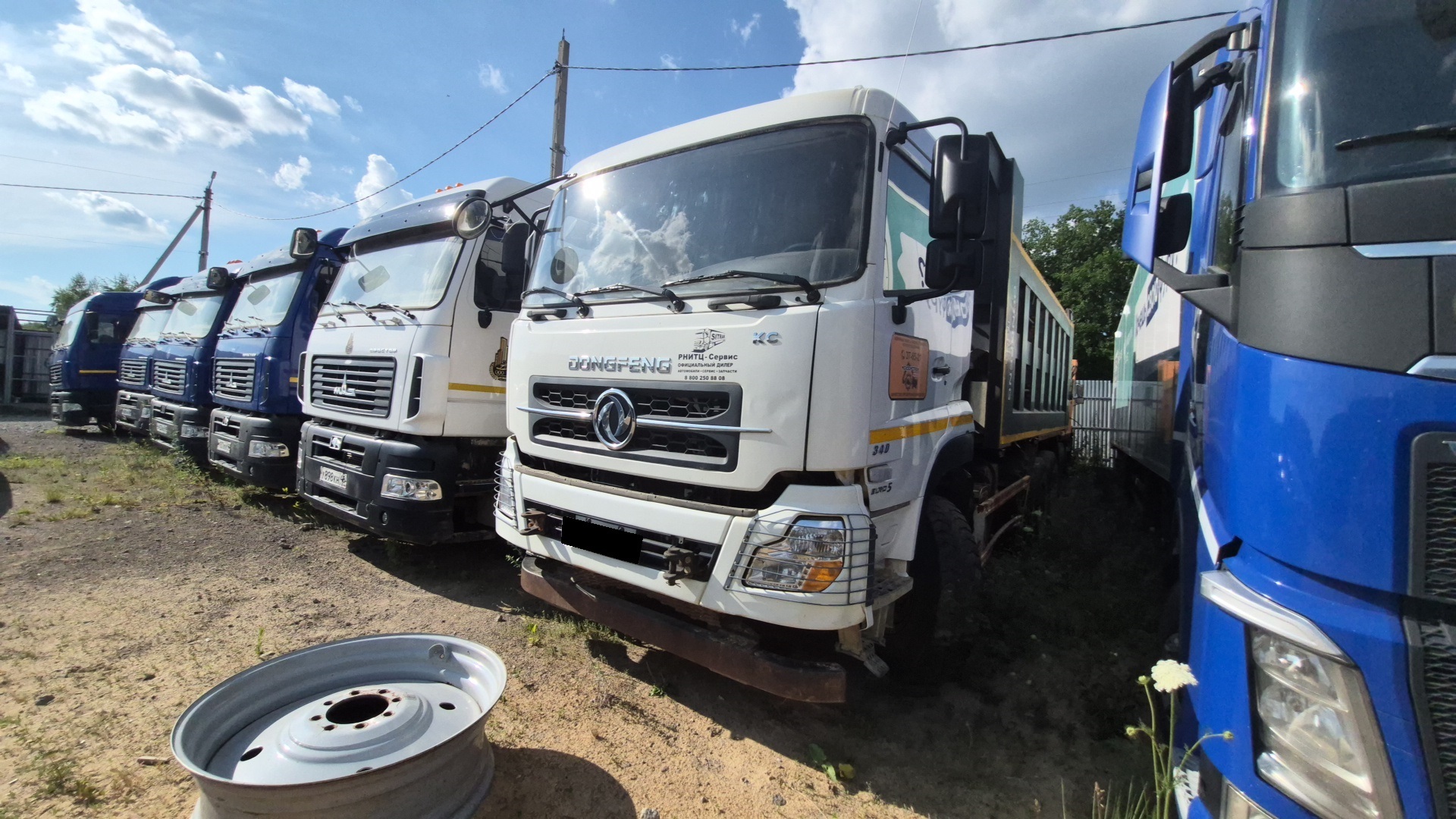 Самосвал Dongfeng KC