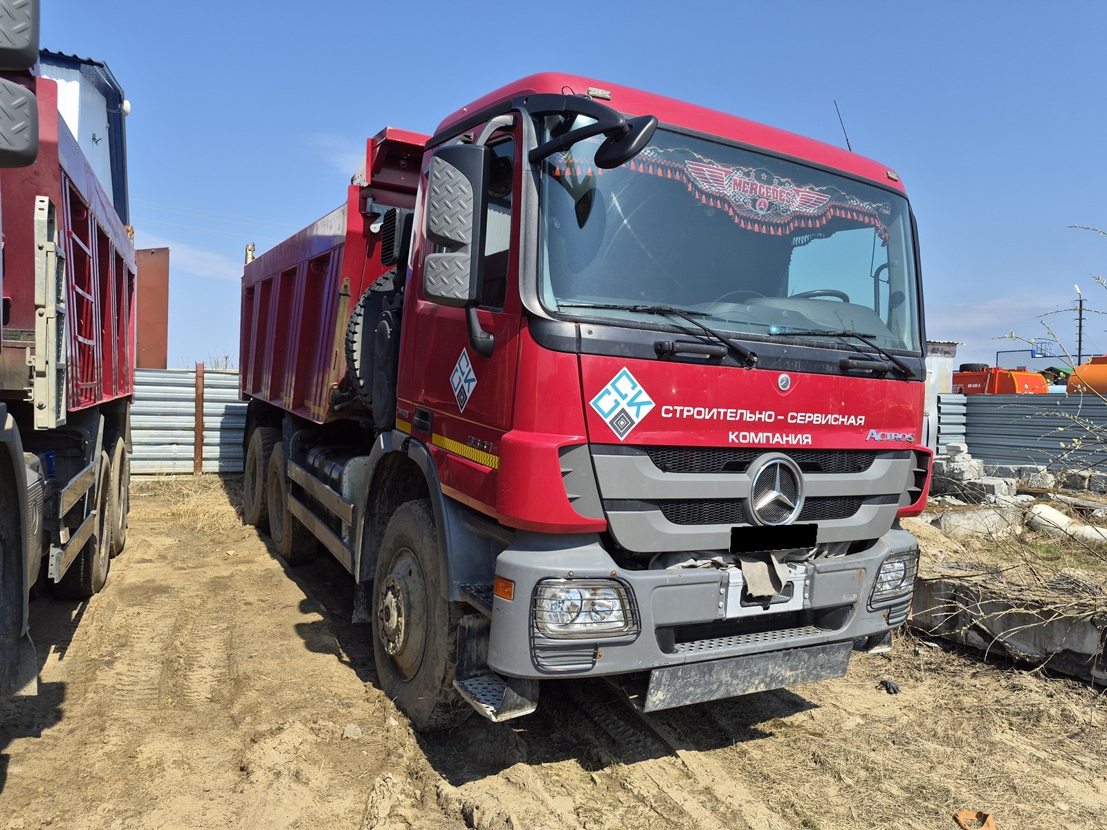 Самосвал Mercedes-Benz Actros 3341AK