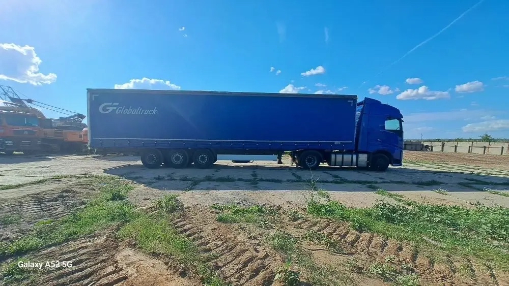 Полуприцеп Krone SD
