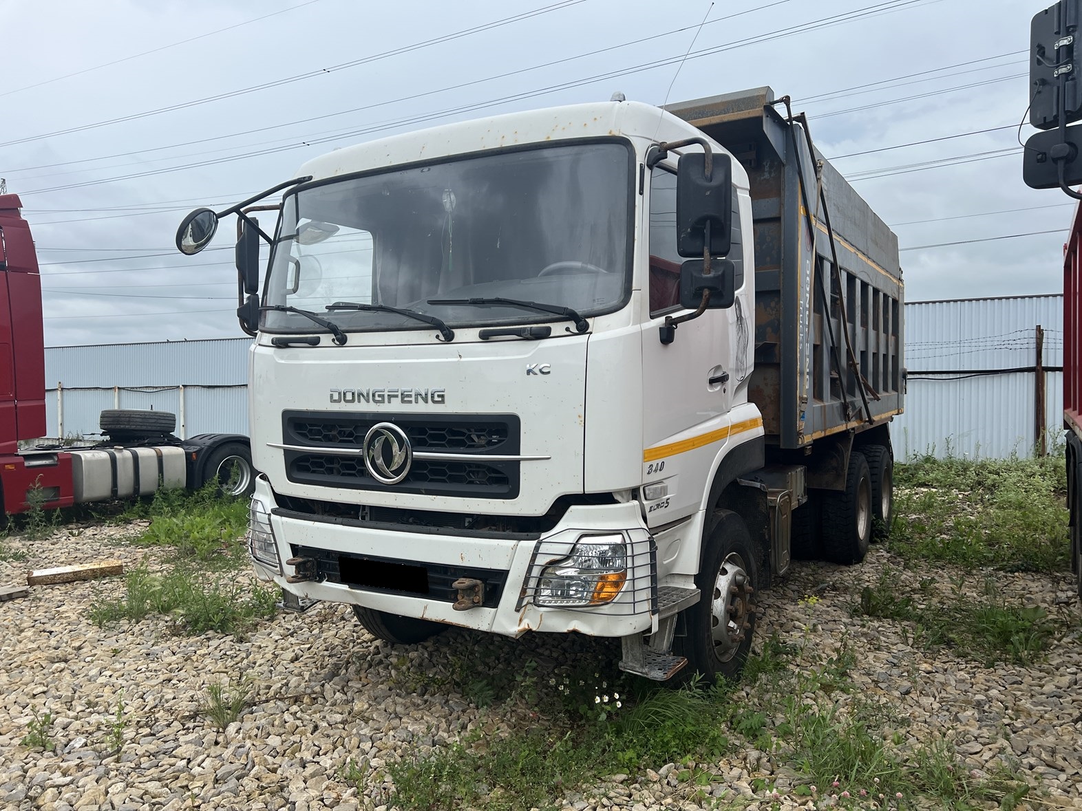 Самосвал Dongfeng КС