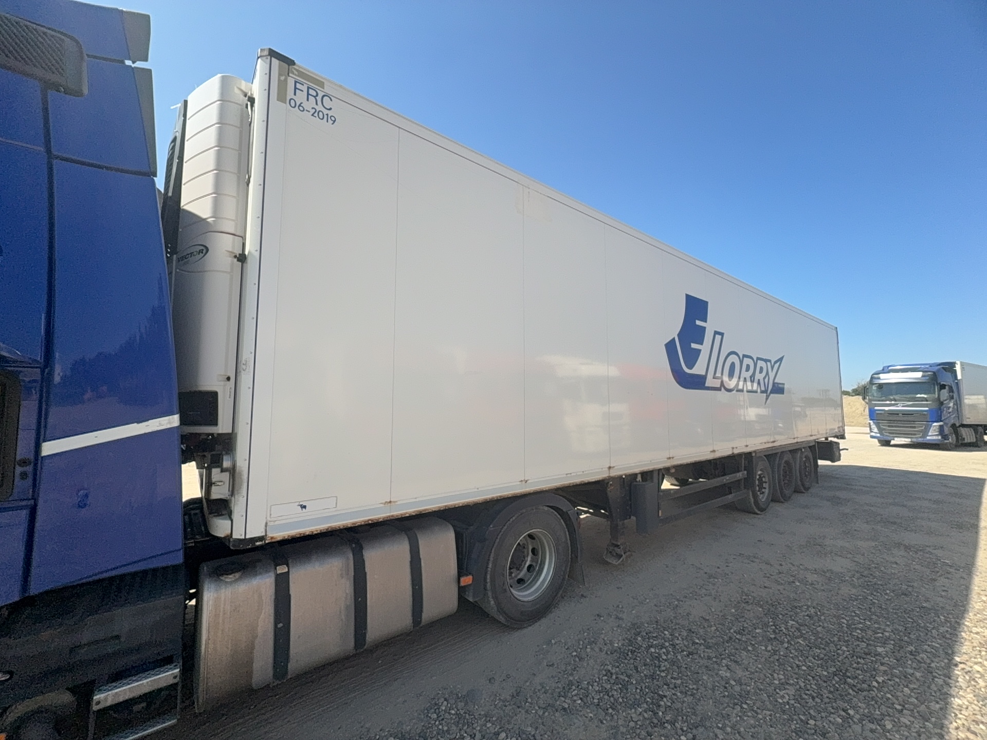 Полуприцеп-рефрижератор Schmitz Cargobull SKO 24/L-13.4 FP60 Cool