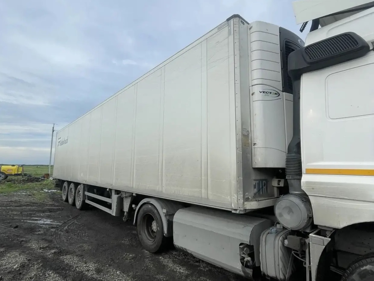 Полуприцеп-рефрижератор Schmitz Cargobull SKO 24/L-13.4 FP60 Cool