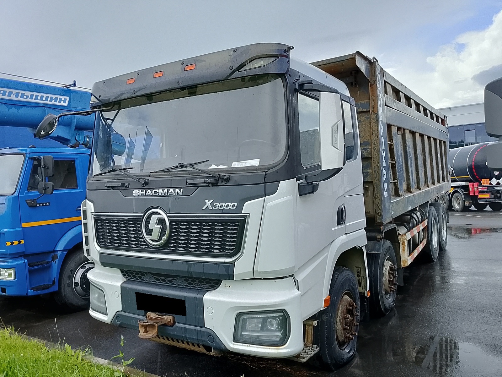 Самосвал Shacman SX331863366