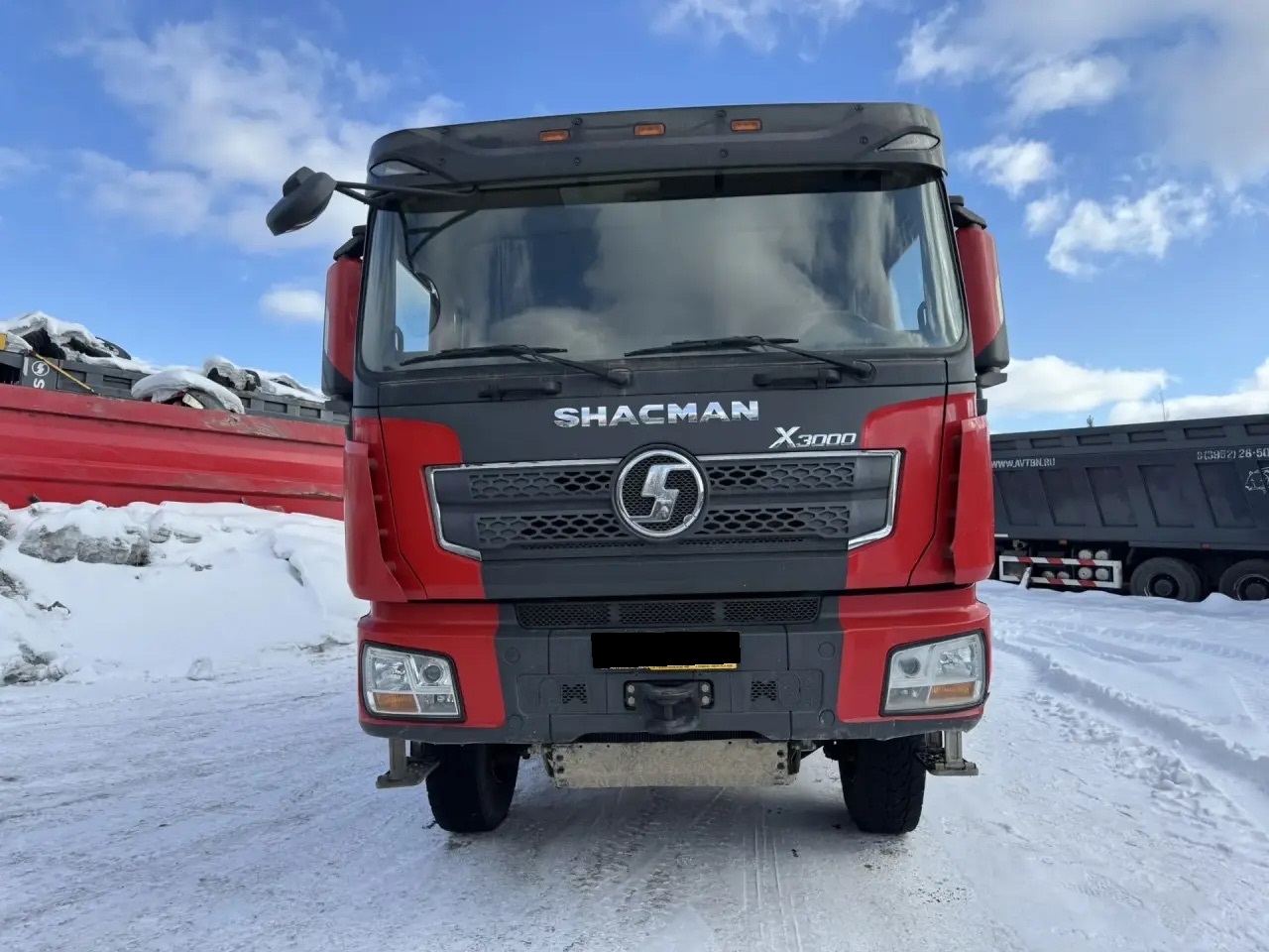 Самосвал Shacman SX32586W384C