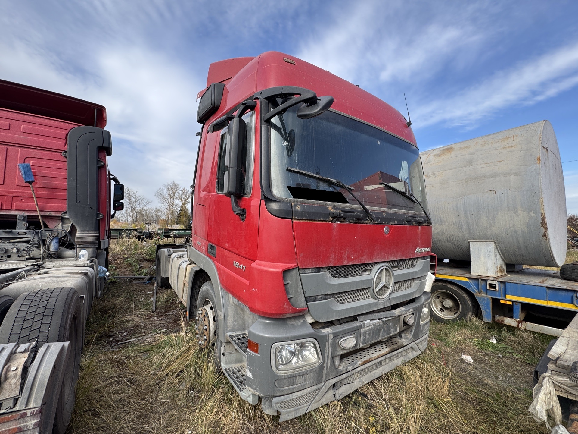 Тягач седельный Mercedes-Benz Actros (1841LS)