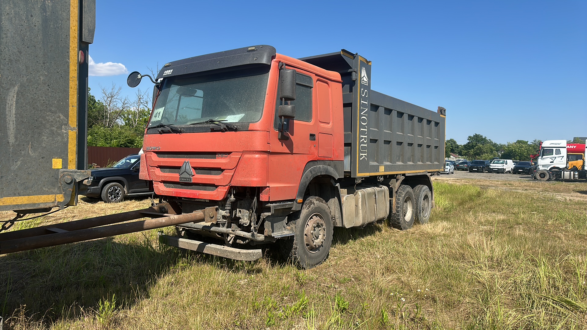 Самосвал Howo HW76 (ZZ3327S3847E)