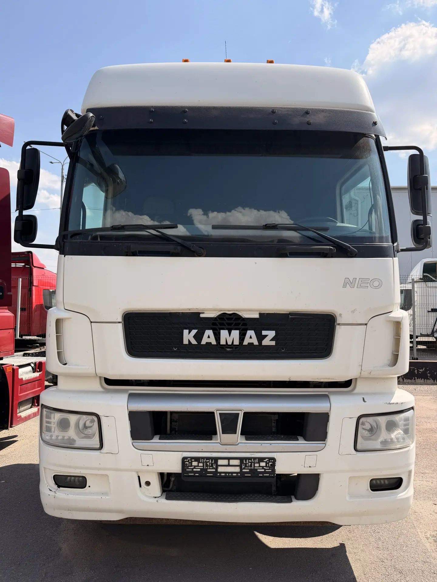 Тягач седельный КАМАЗ 5490-S5 (М1840)