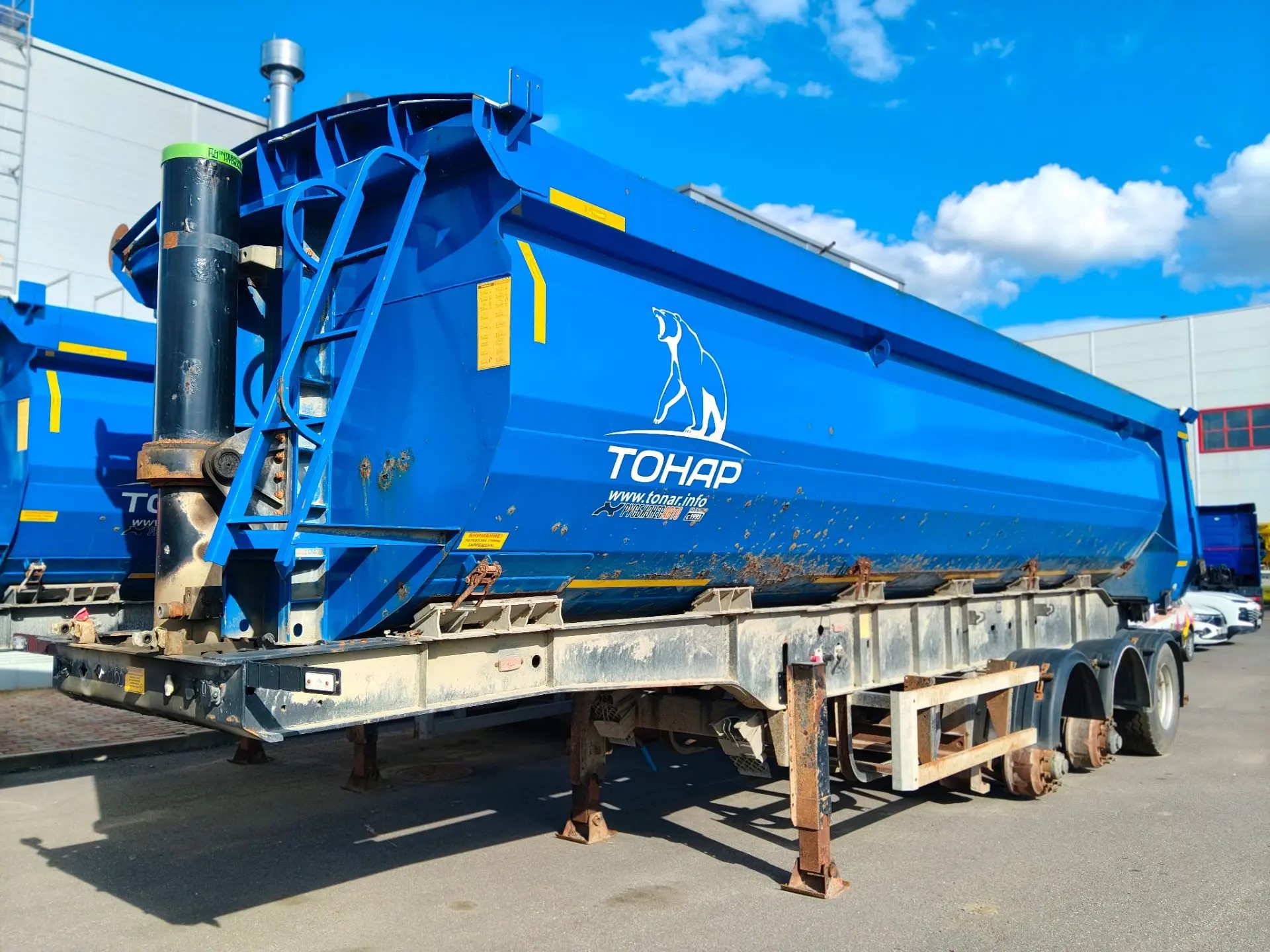 Полуприцеп-самосвал Тонар-95892