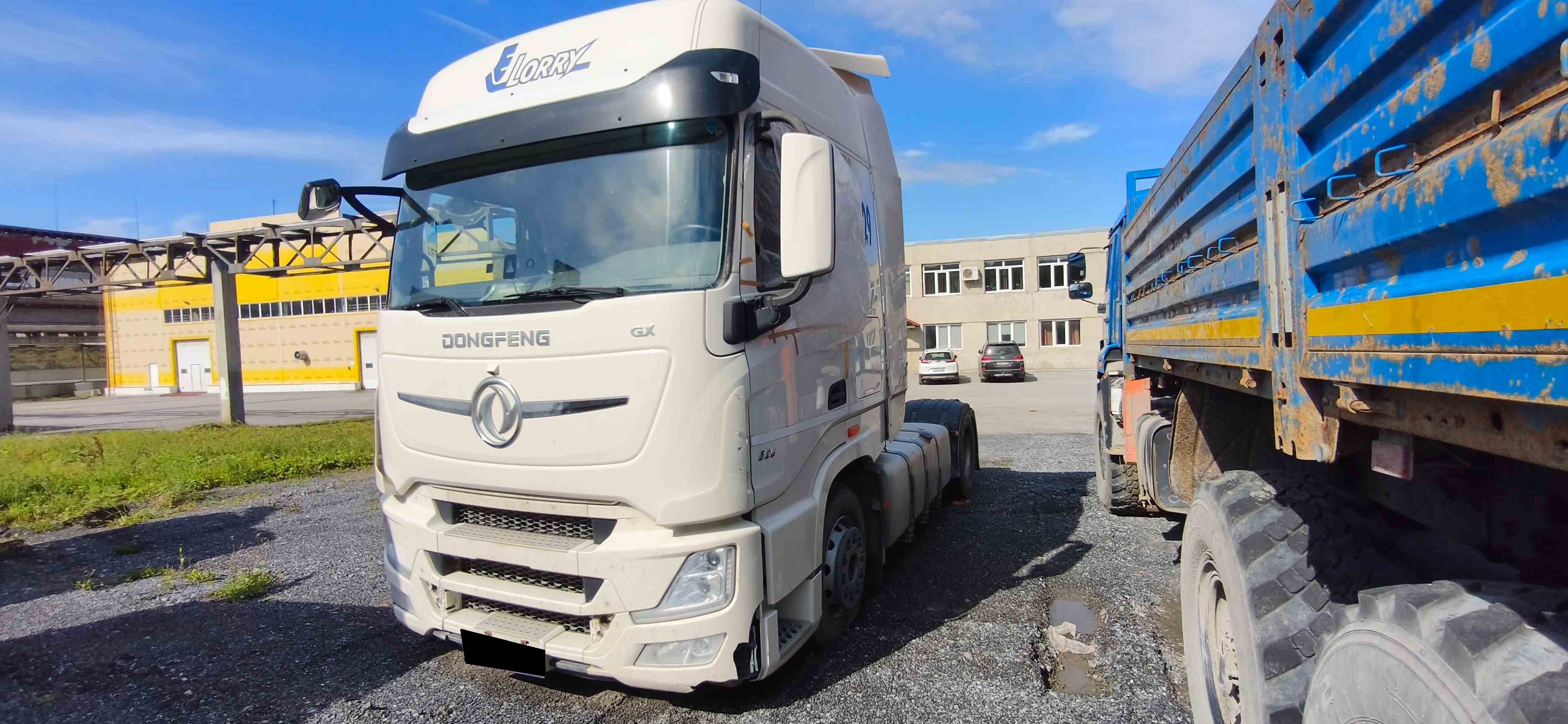 Тягач седельный Dongfeng GX (DFH4180)