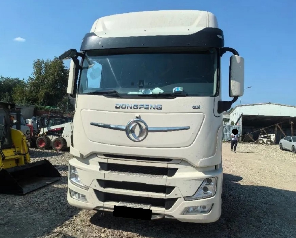 Тягач седельный Dongfeng GX (DFH4180)