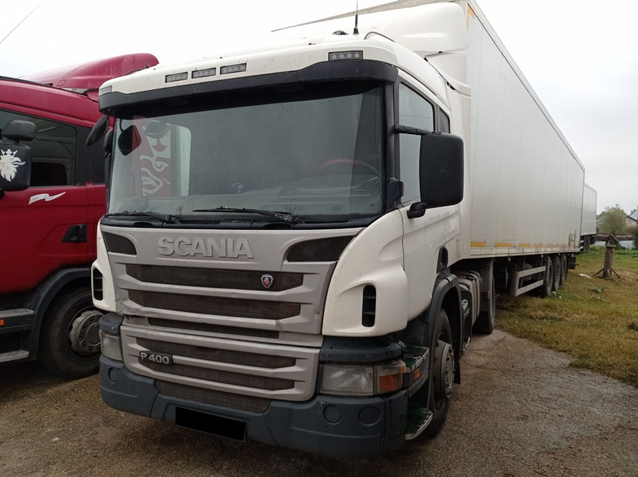 Тягач седельный Scania P400LA4X2HNA