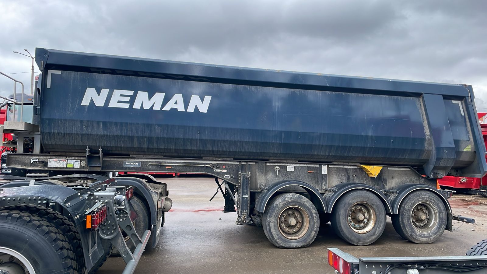 Полуприцеп Grunwald 9453-0000010-50 (Neman)