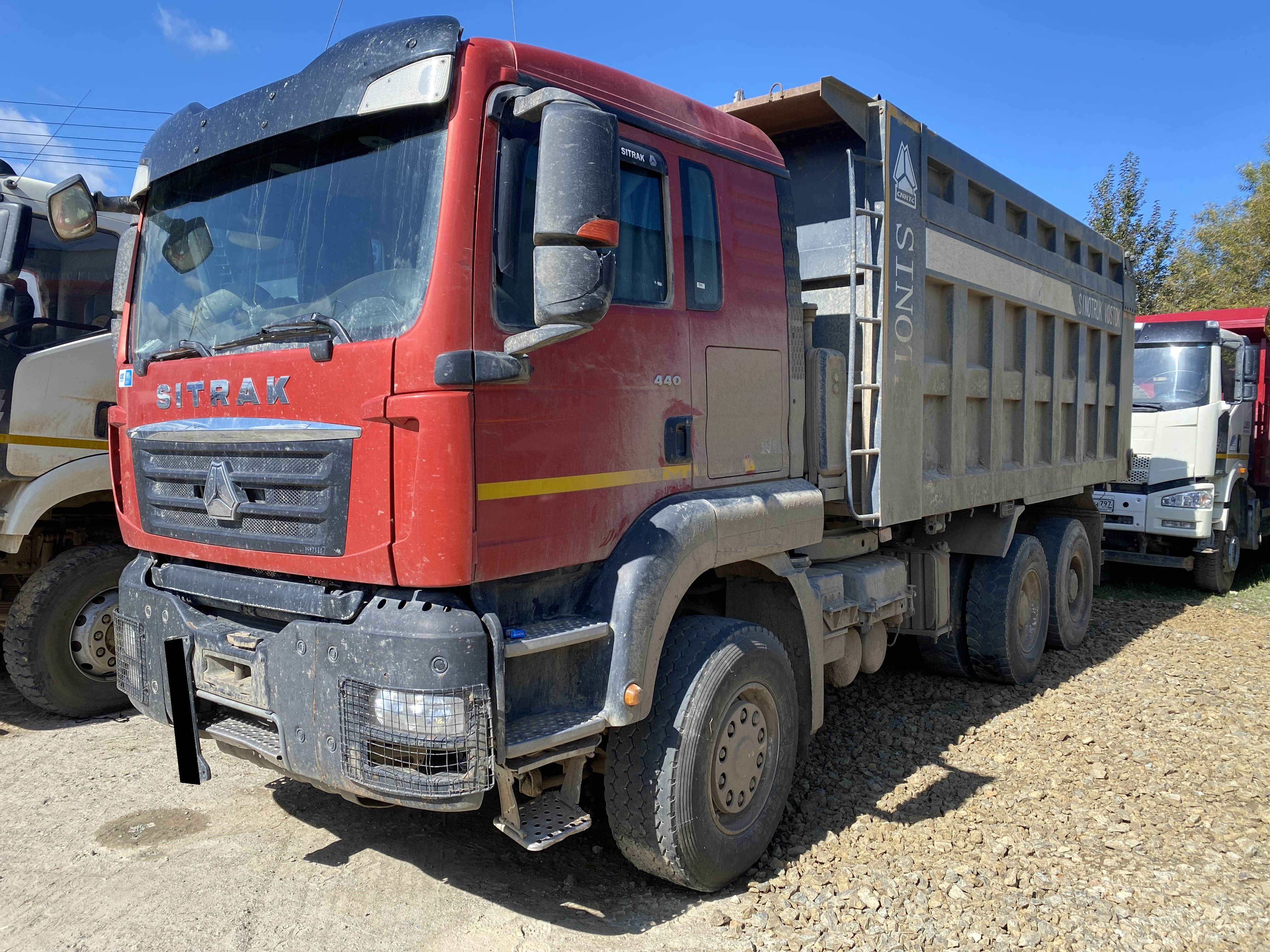 Самосвал Sitrak C7H ZZ3256V384ME