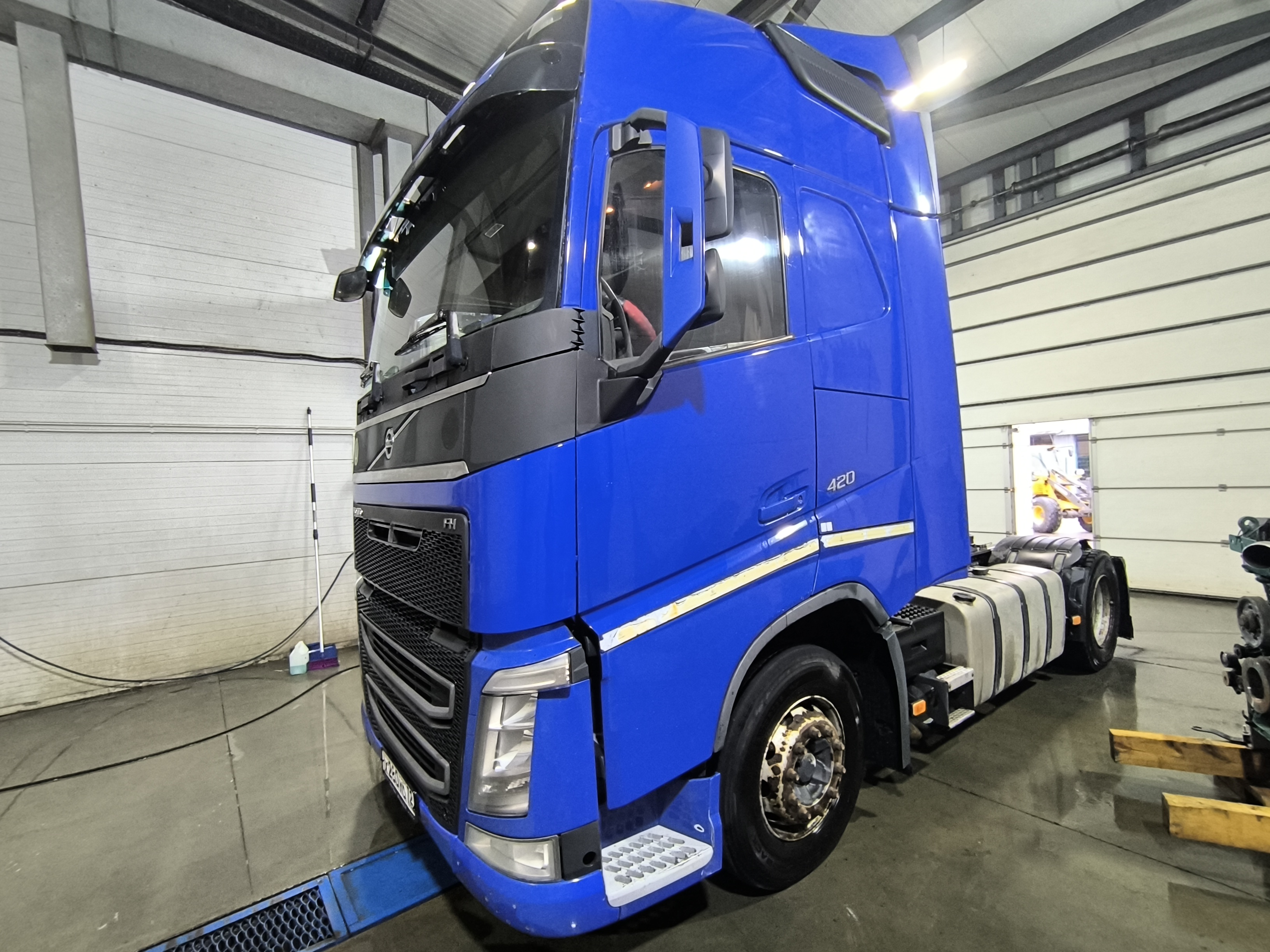 Тягач седельный Volvo FH