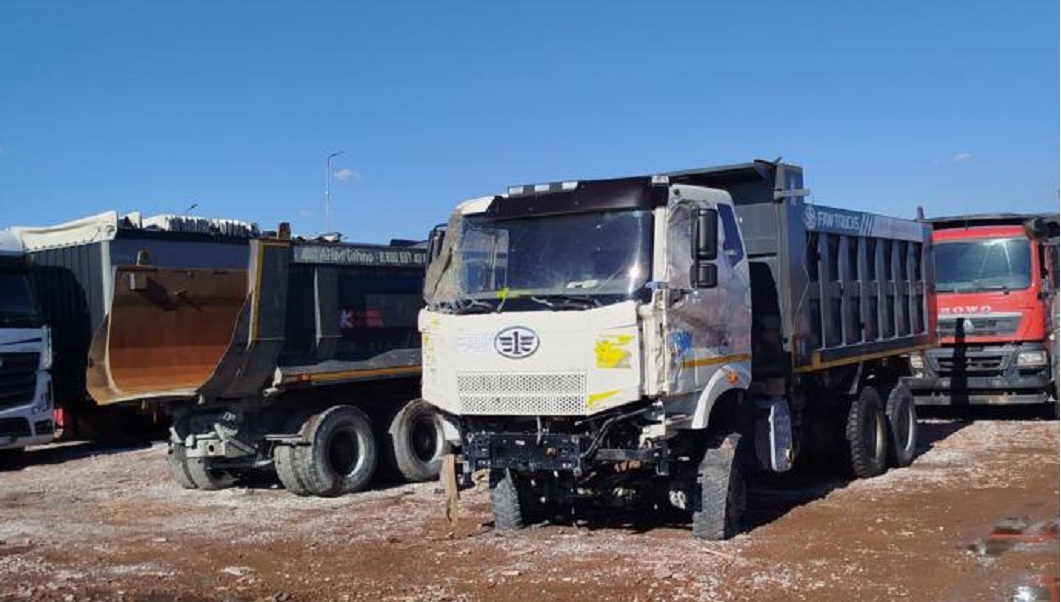 Самосвал Faw J6 (CA3250P66K24LITE5)