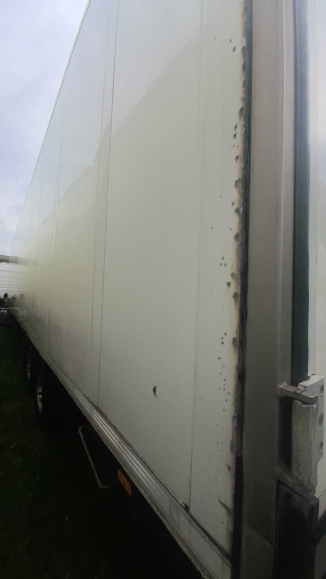 Полуприцеп-рефрижератор Schmitz Cargobull SKO 24L-13.4 FP60 COOL