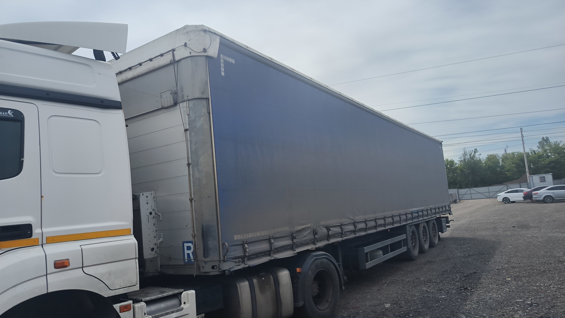 Полуприцеп Schmitz Cargobull 9084