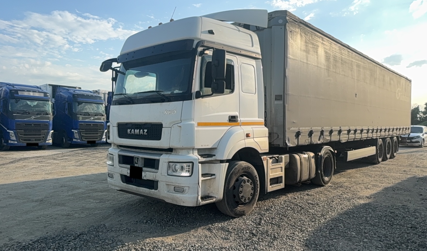 Тягач седельный КАМАЗ 5490-S5