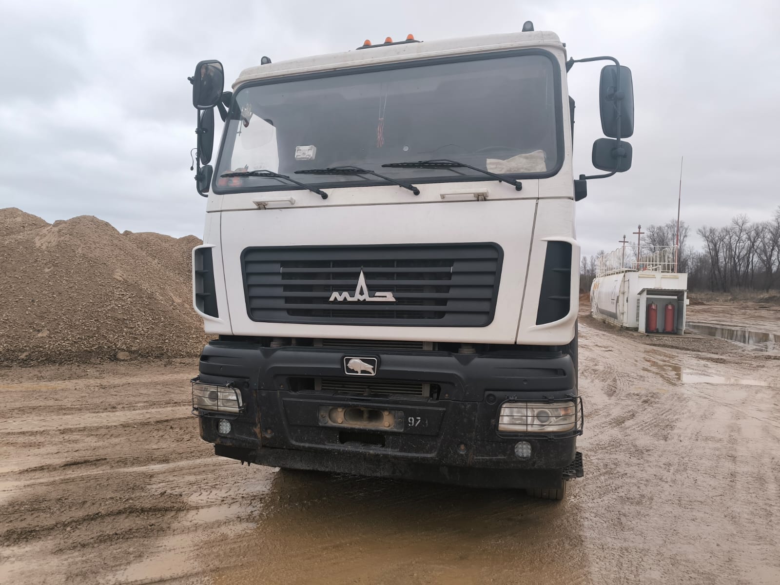 Сортиментовоз (612505) АСМ-1В.1 на базе шасси МАЗ-6312С9-8525-012 с КМУ VM10L86 на заднем свесе