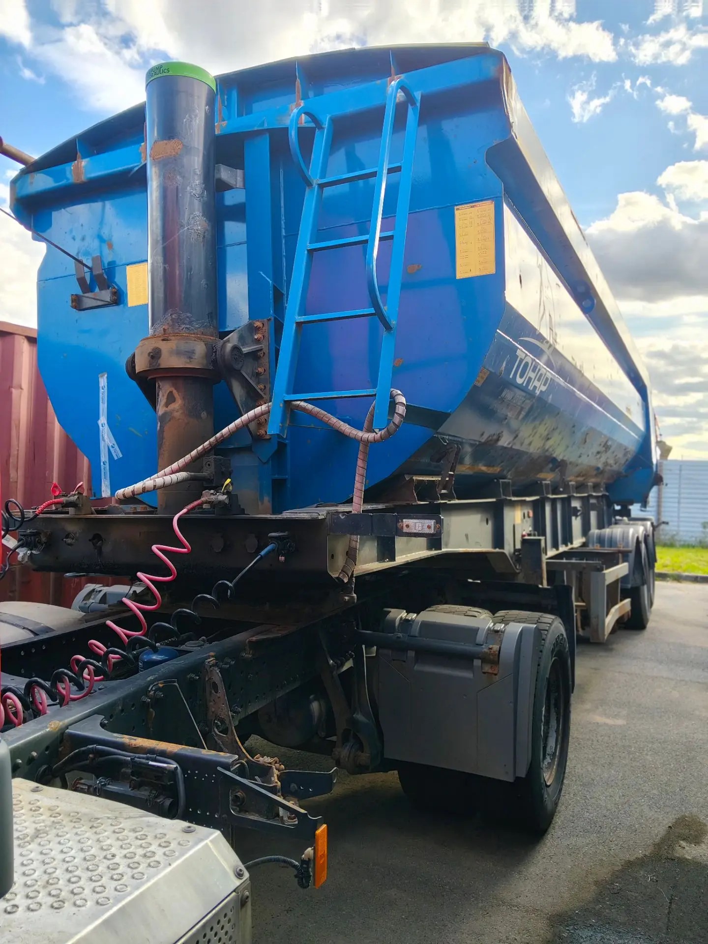Полуприцеп-самосвал Тонар-95892