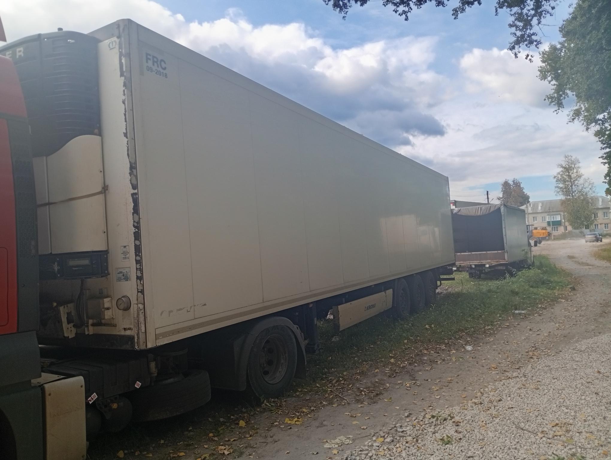 Полуприцеп-рефрижератор Krone SD