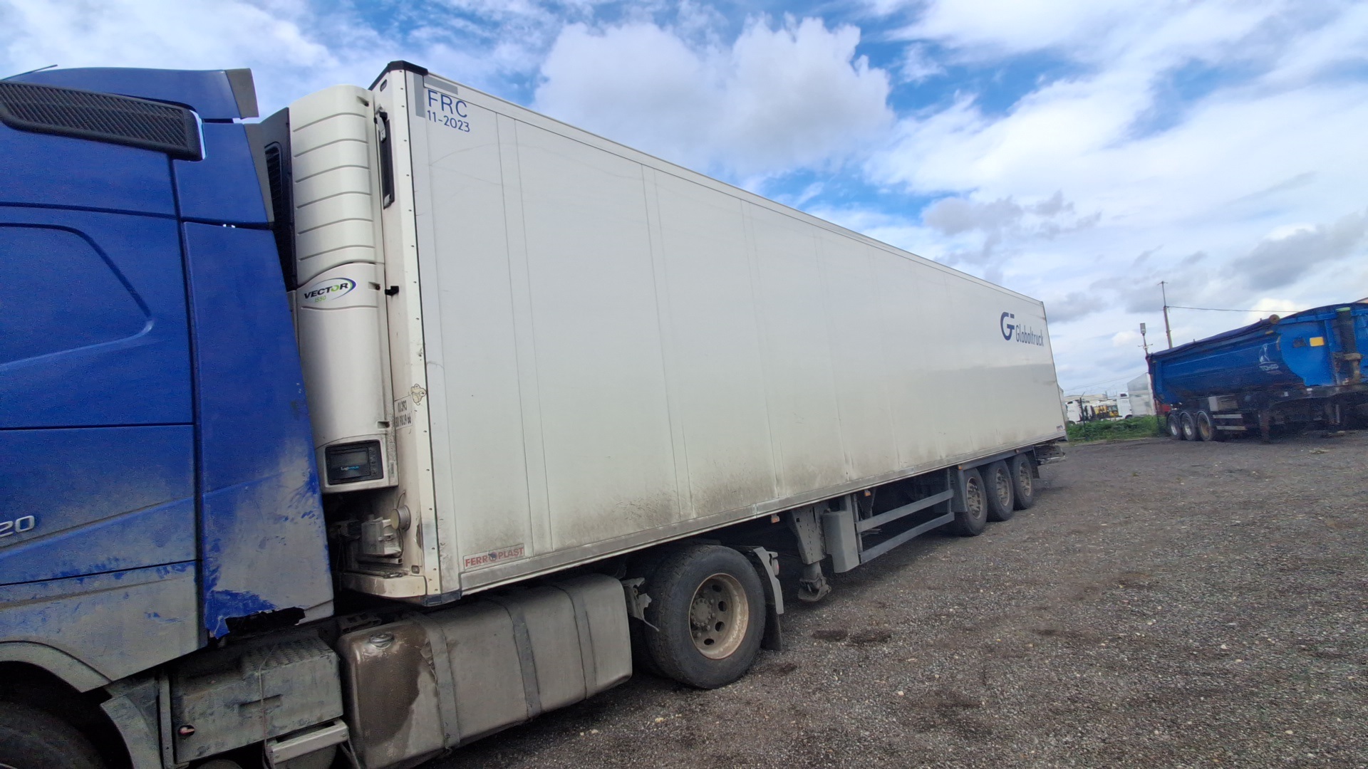 Полуприцеп-рефрижератор Schmitz Cargobull SKO 24/L-13.4 FP60 Cool