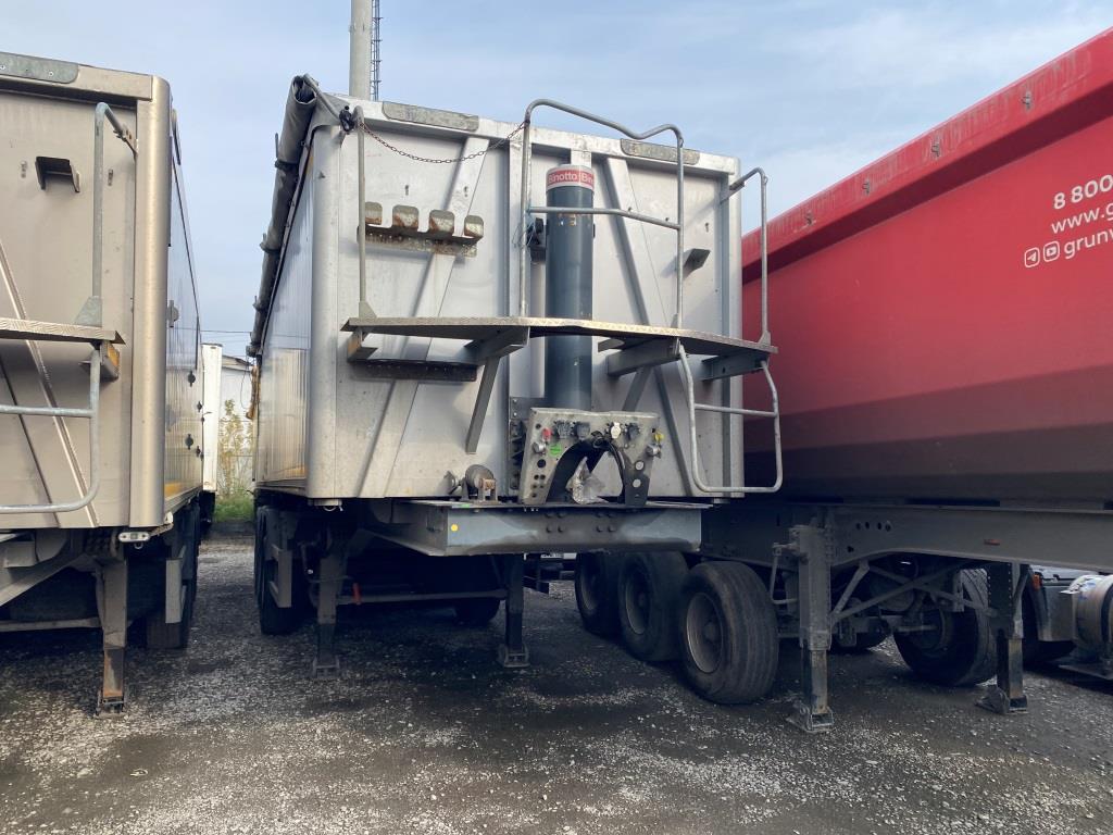 Полуприцеп Bodex Kis 3WA1