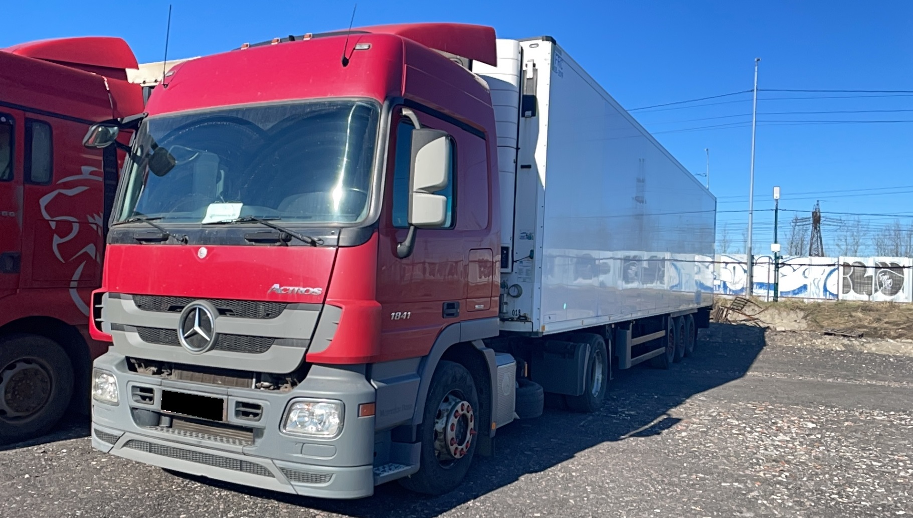 Тягач седельный Mercedes-Benz Actros 1814LS