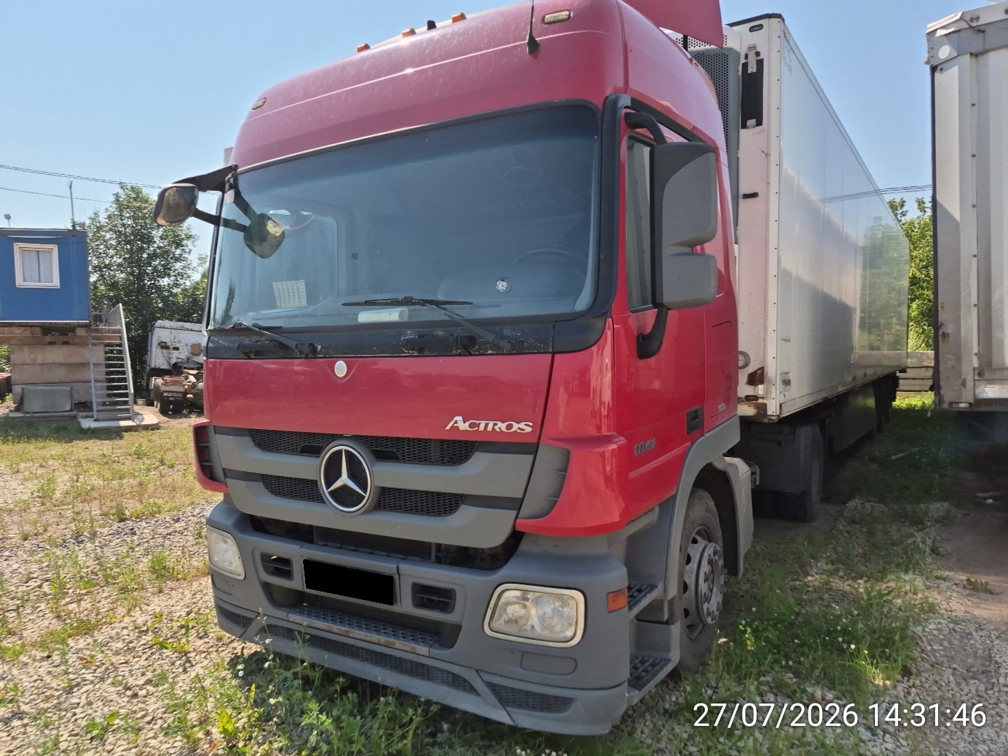 Тягач седельный Mercedes-Benz Actros (1841LS)