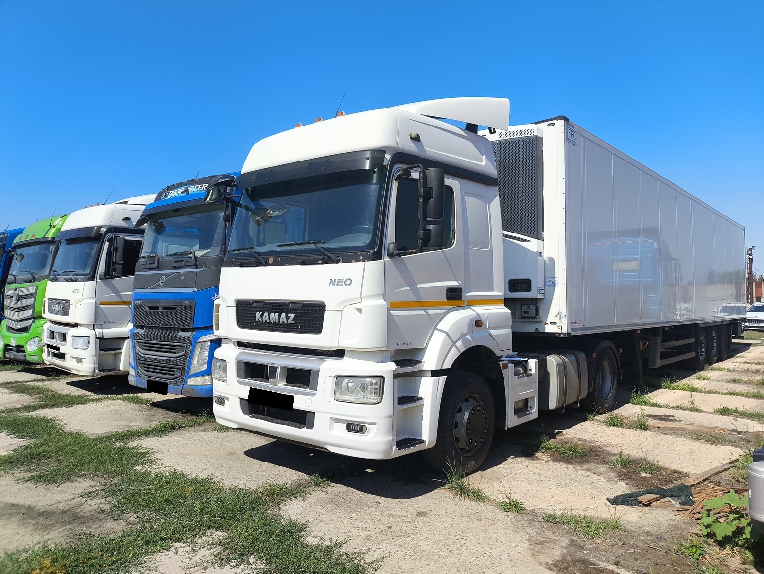 Тягач седельный КАМАЗ 5490-S5