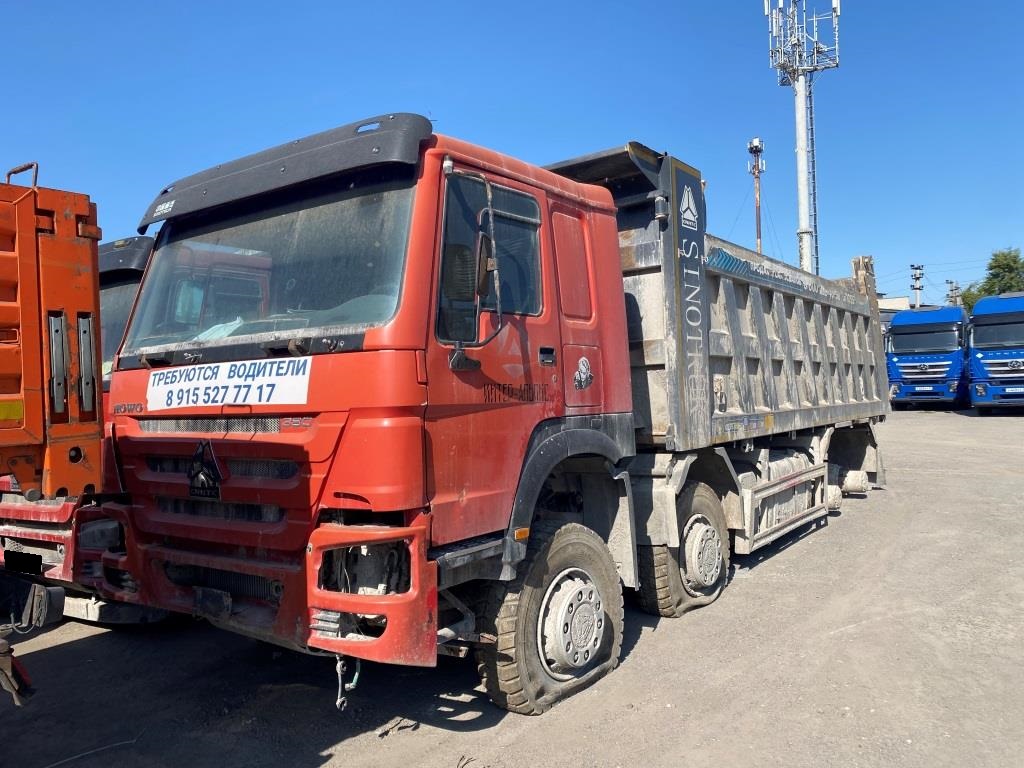 Самосвал HOWO ZZ3407S3867E