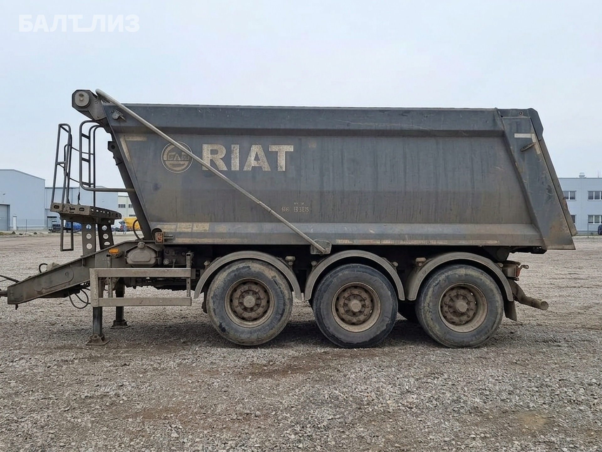 Прицеп-самосвал РИАТ 85830F