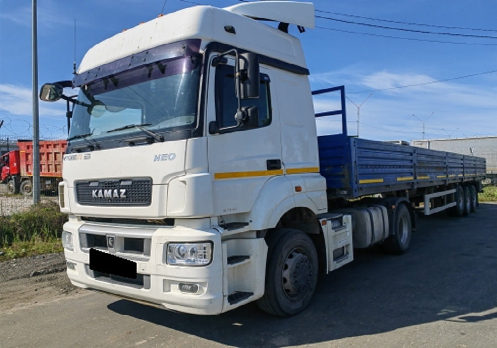 Тягач седельный КАМАЗ 5490 (M1840) Neo