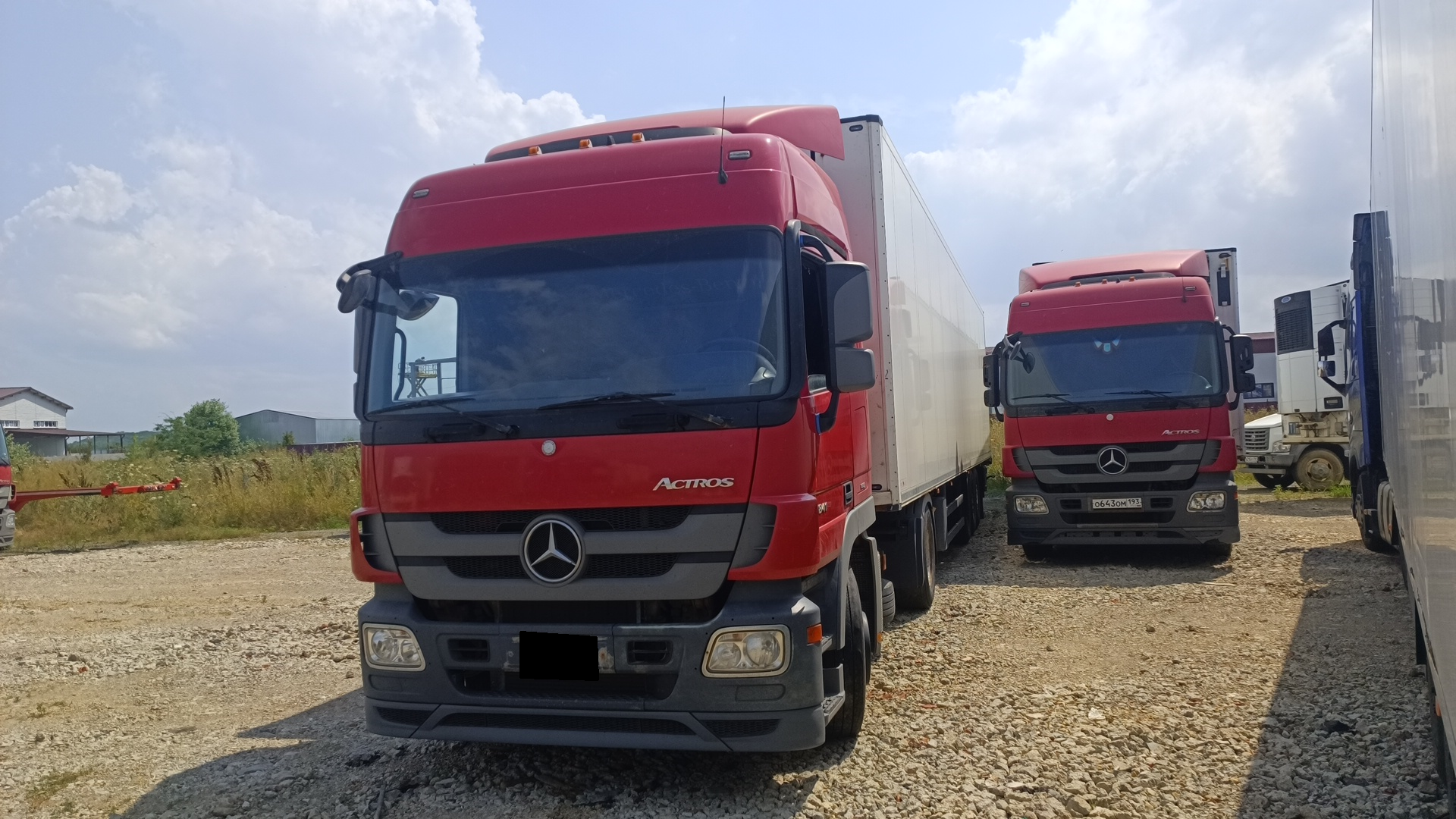 Тягач седельный Mercedes-Benz Actros (1841LS)
