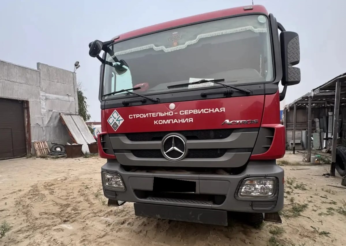 Самосвал Mercedes-Benz Actros (3341AK)