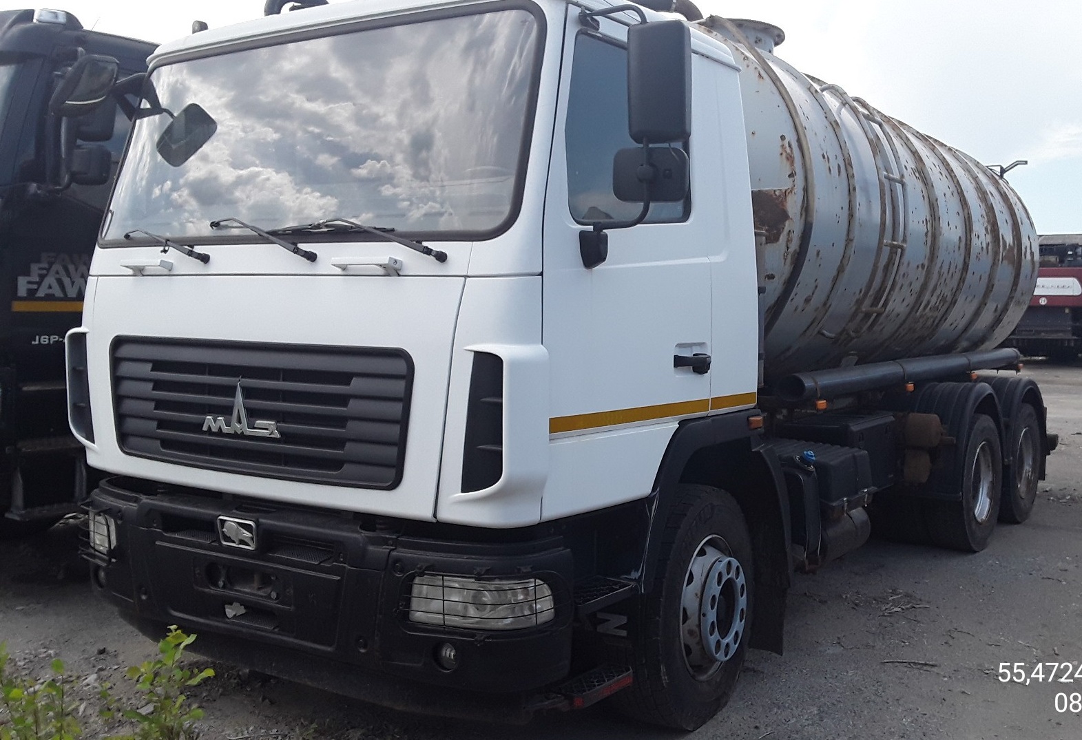 Автоцистерна МАЗ 631226 (780613)