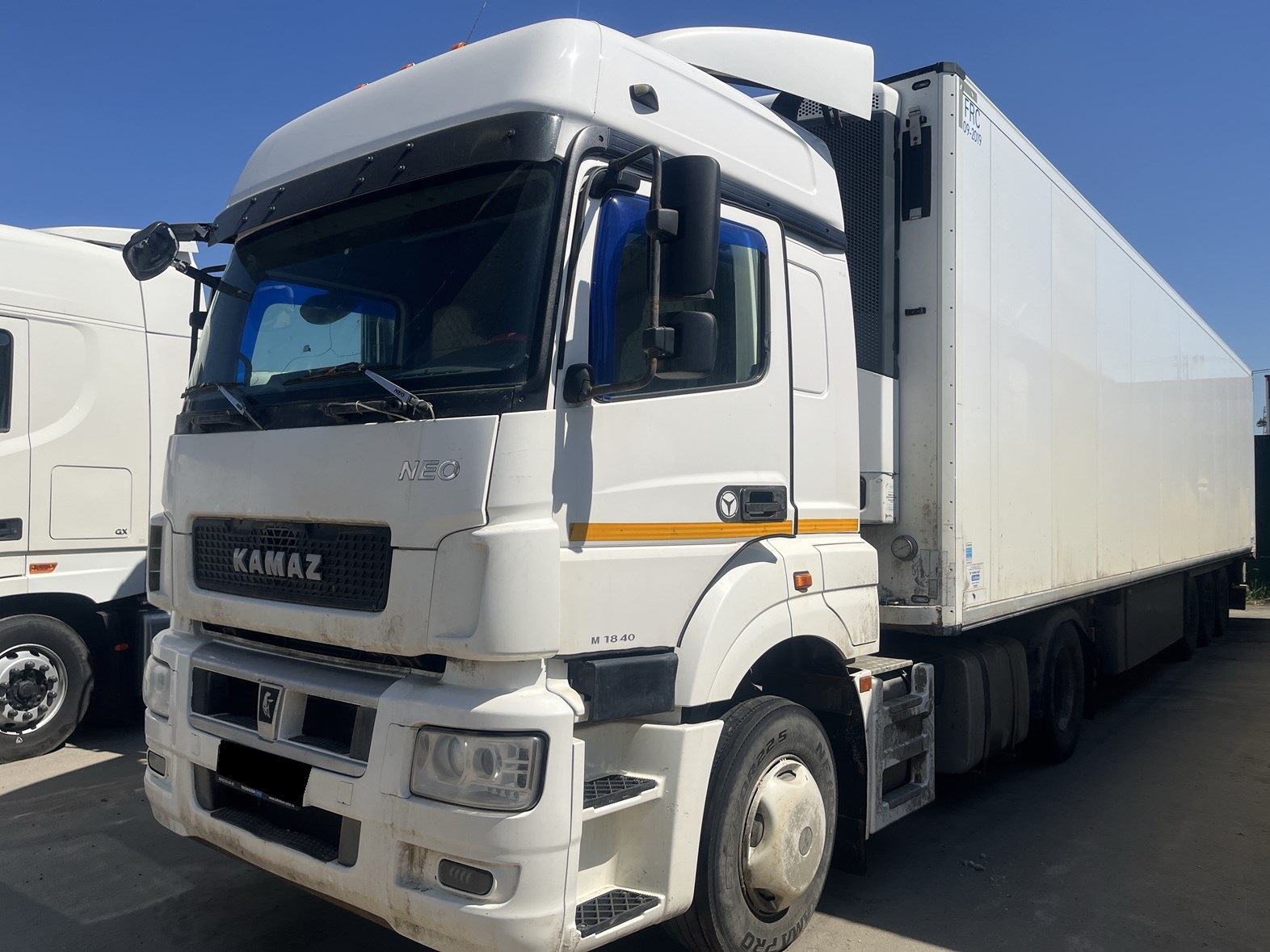 Тягач седельный КАМАЗ 5490-S5